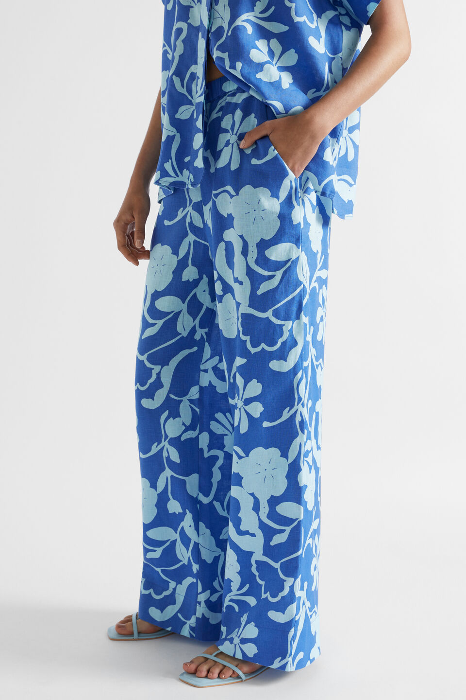 Keke Floral Wide Leg Pant main image 1