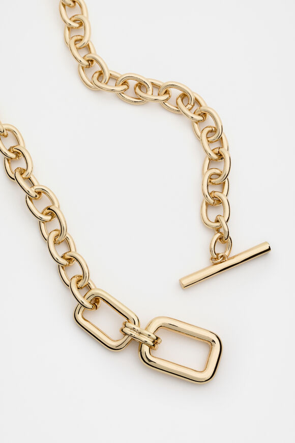 Rounded Pendant Necklace  Gold  hi-res