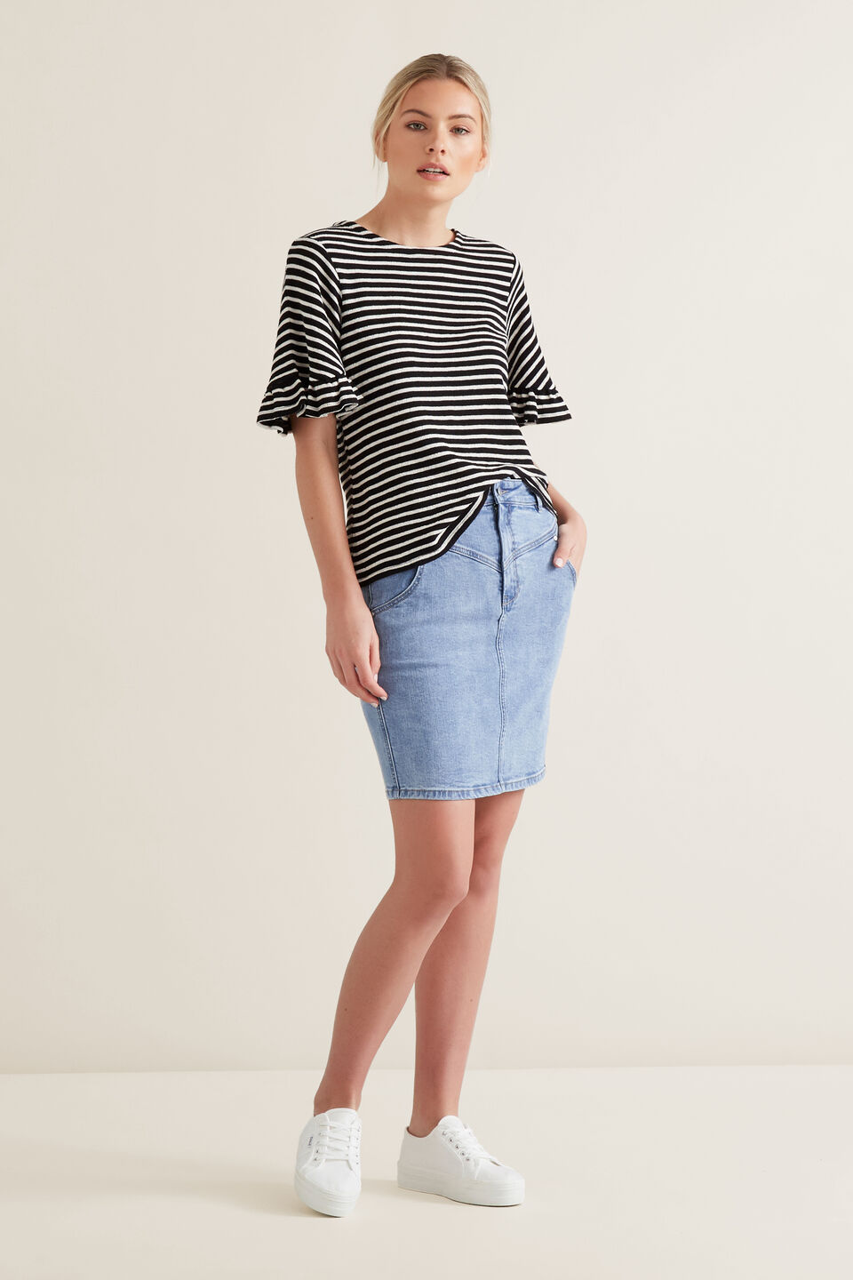 Stitch Denim Skirt  