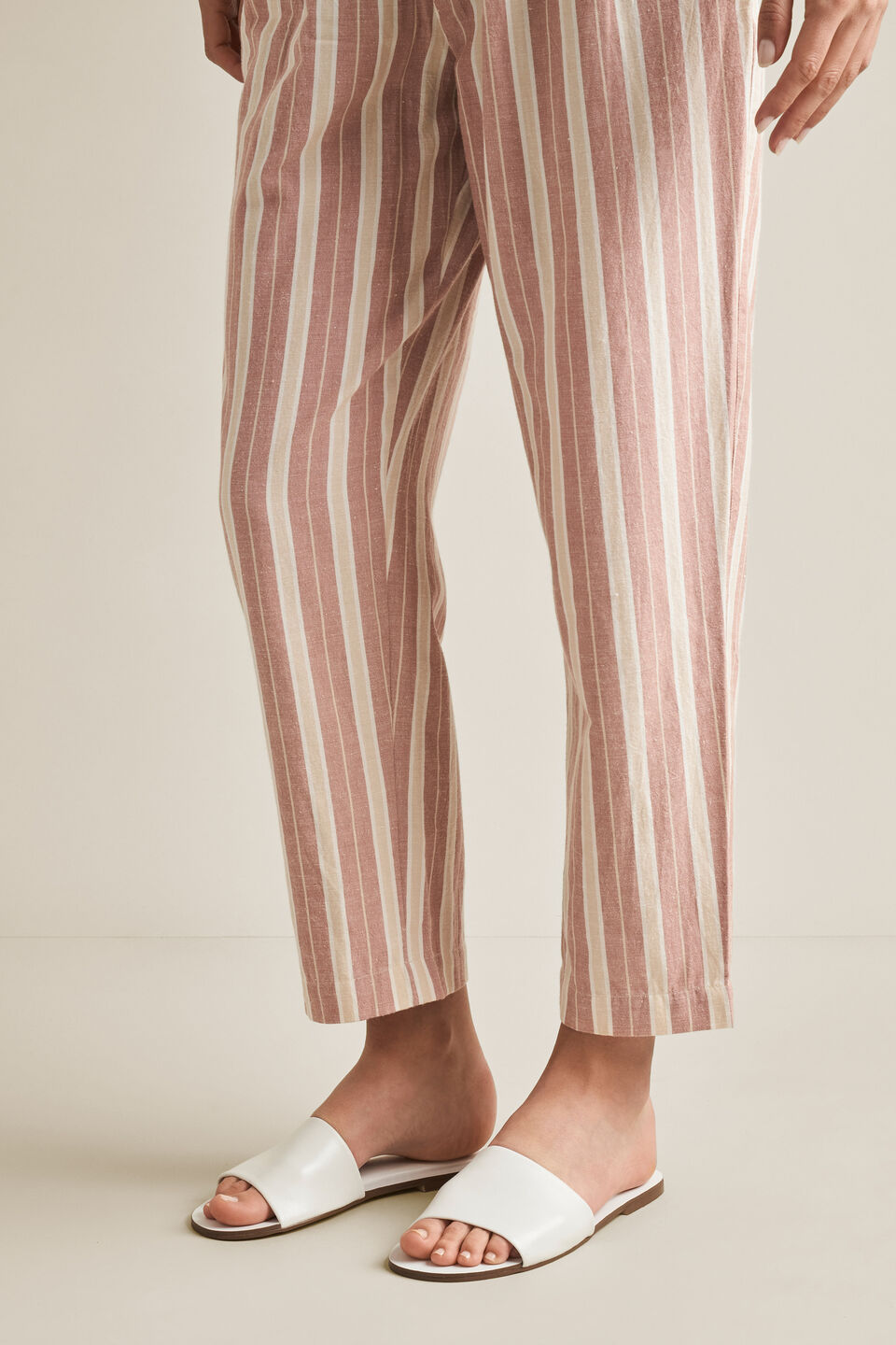 Amy Slide  White