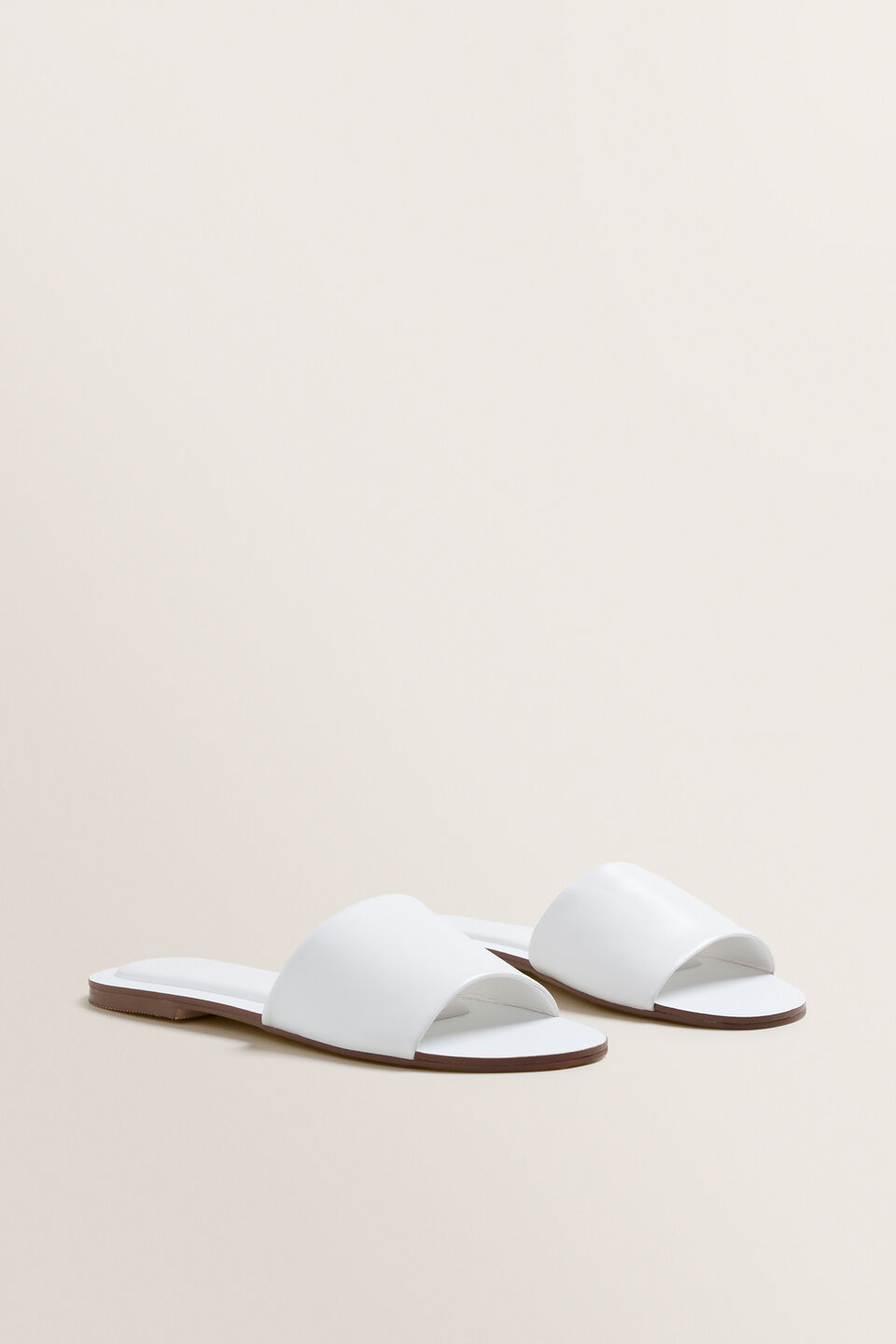 Amy Slide  White