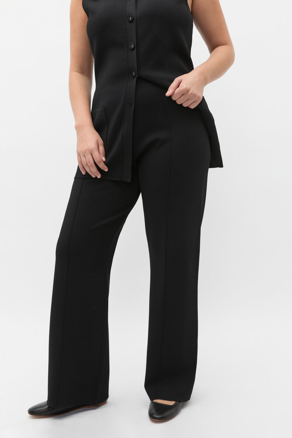 Crepe Knit Pant  Black