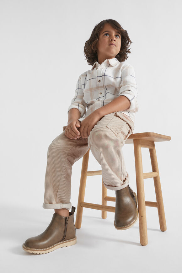 Elastic Gusset Tread Boot  Tan  hi-res