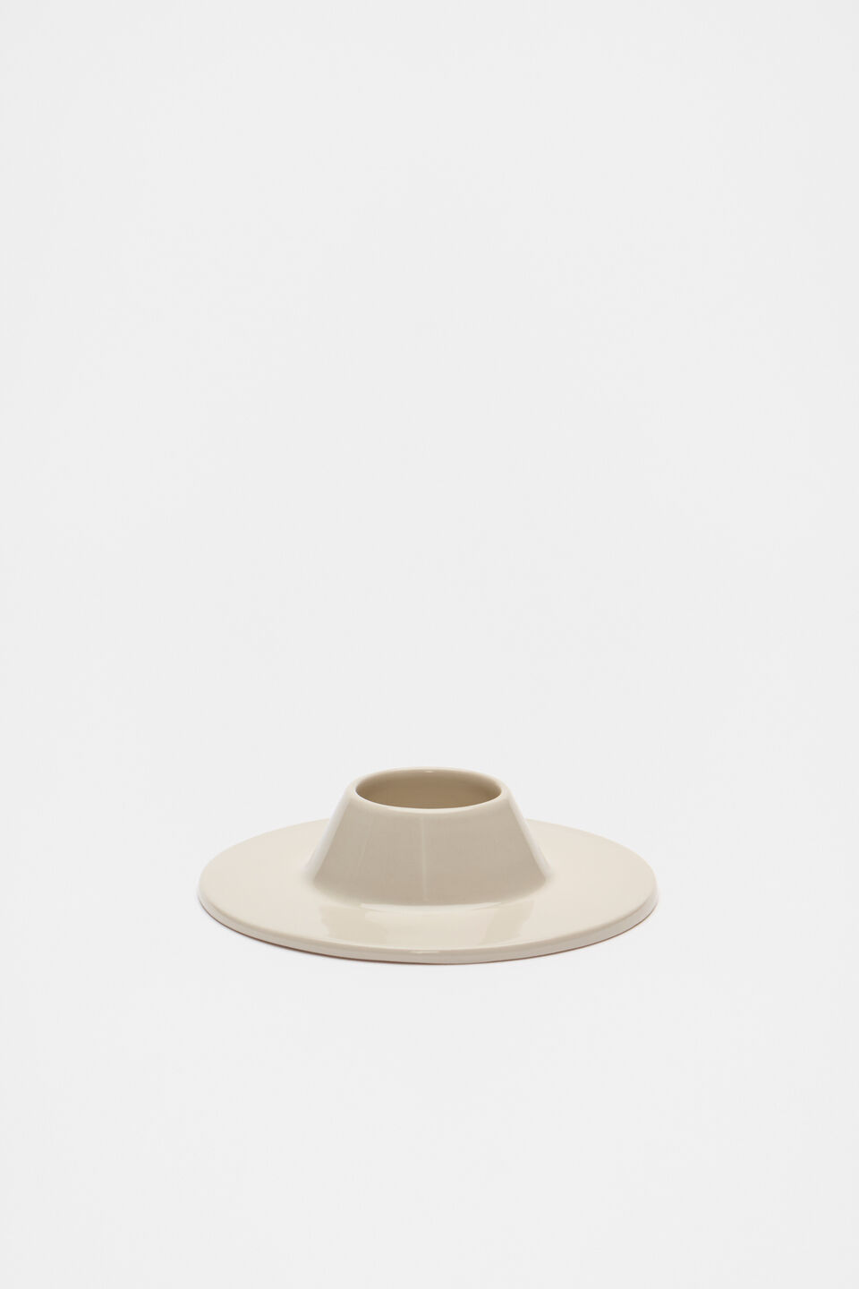 Aamira Egg Cup  Alabaster