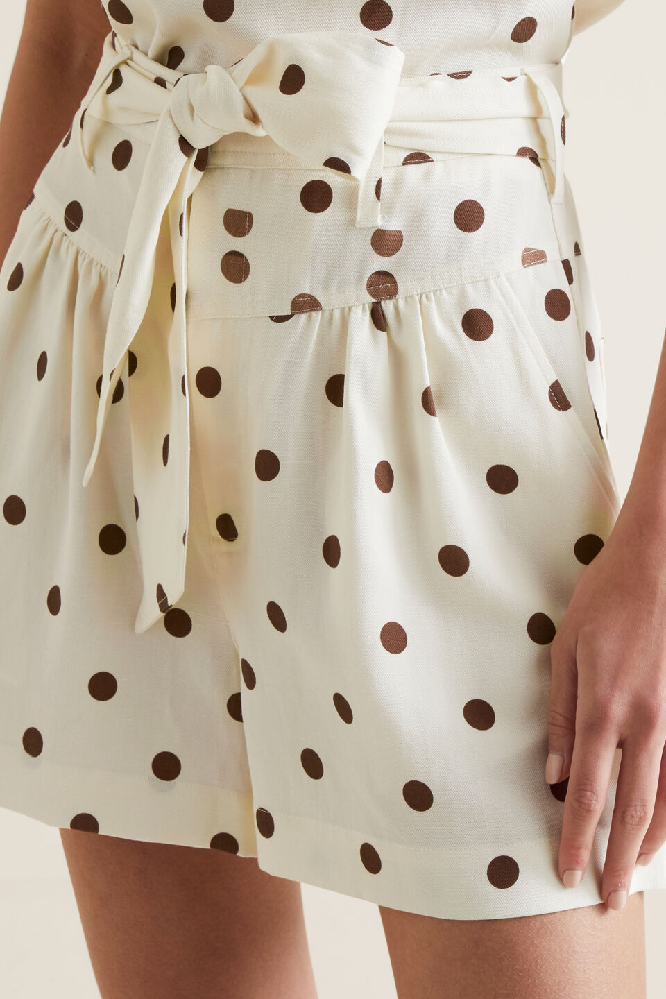 Tie Up Spotty Short  