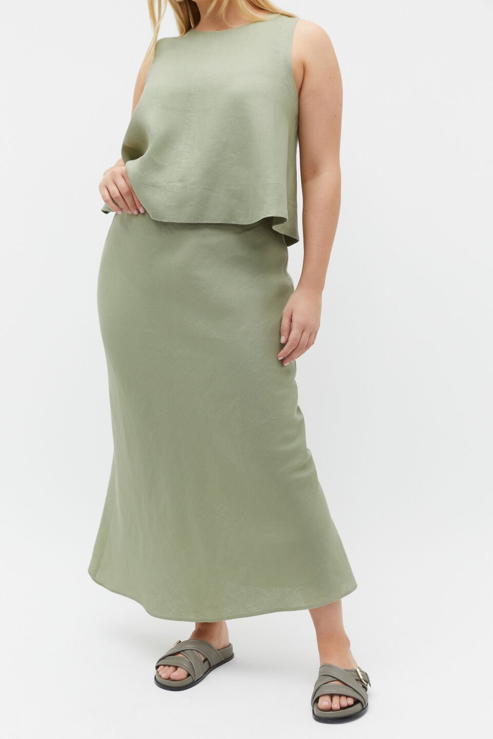 Core Linen Skirt  Pale Olive