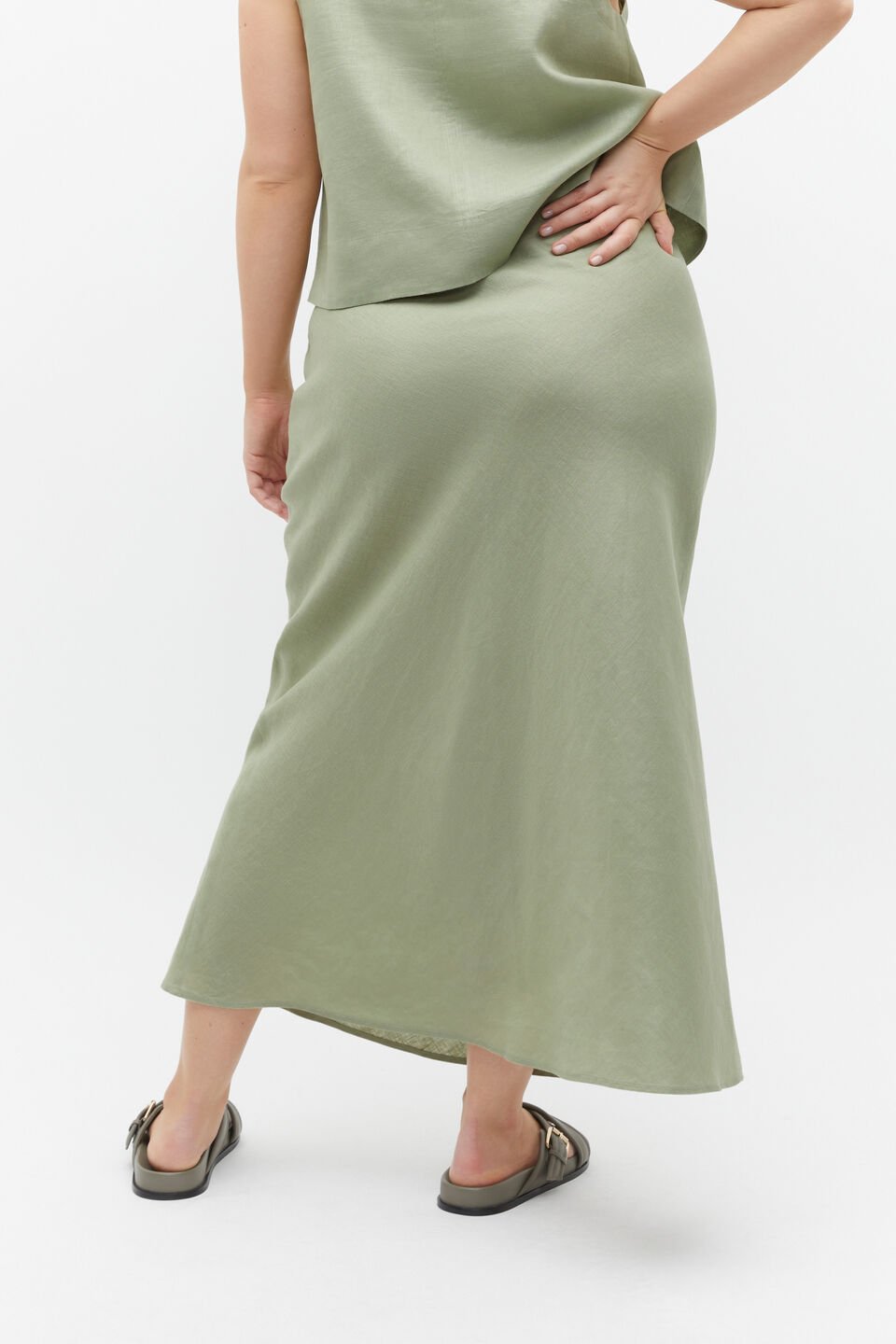 Core Linen Skirt  Pale Olive