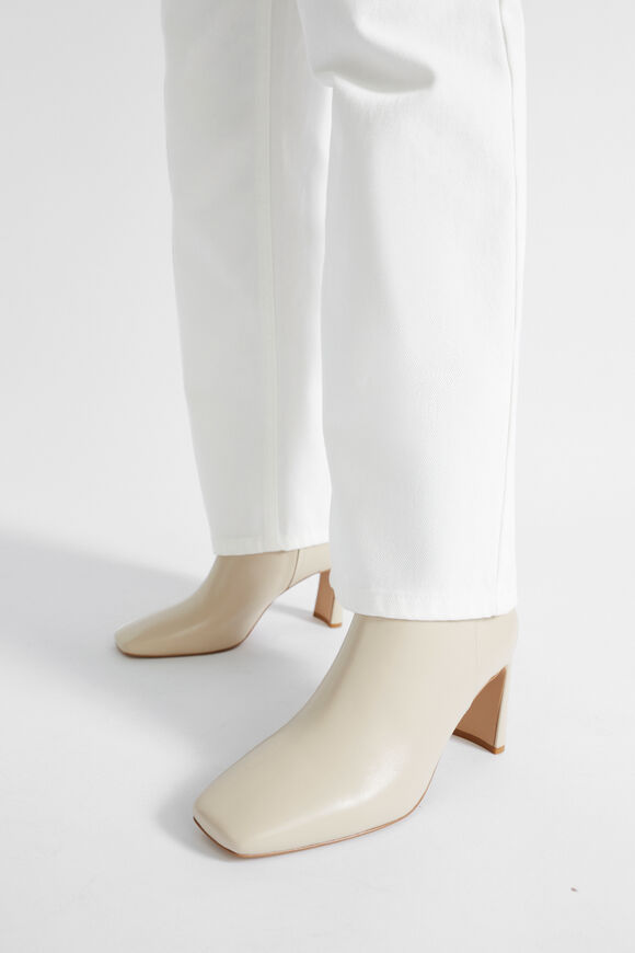Ebony Ankle Boot  Vanilla  hi-res