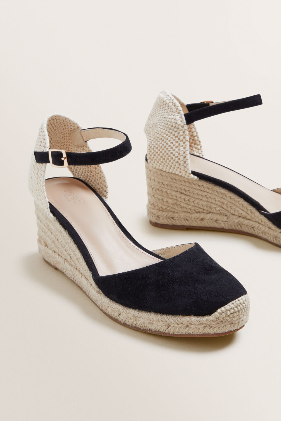 Darcy Wedge  Black