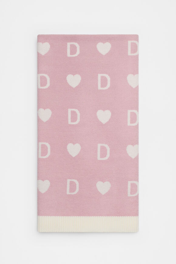 Heart Initial Blanket  D  hi-res