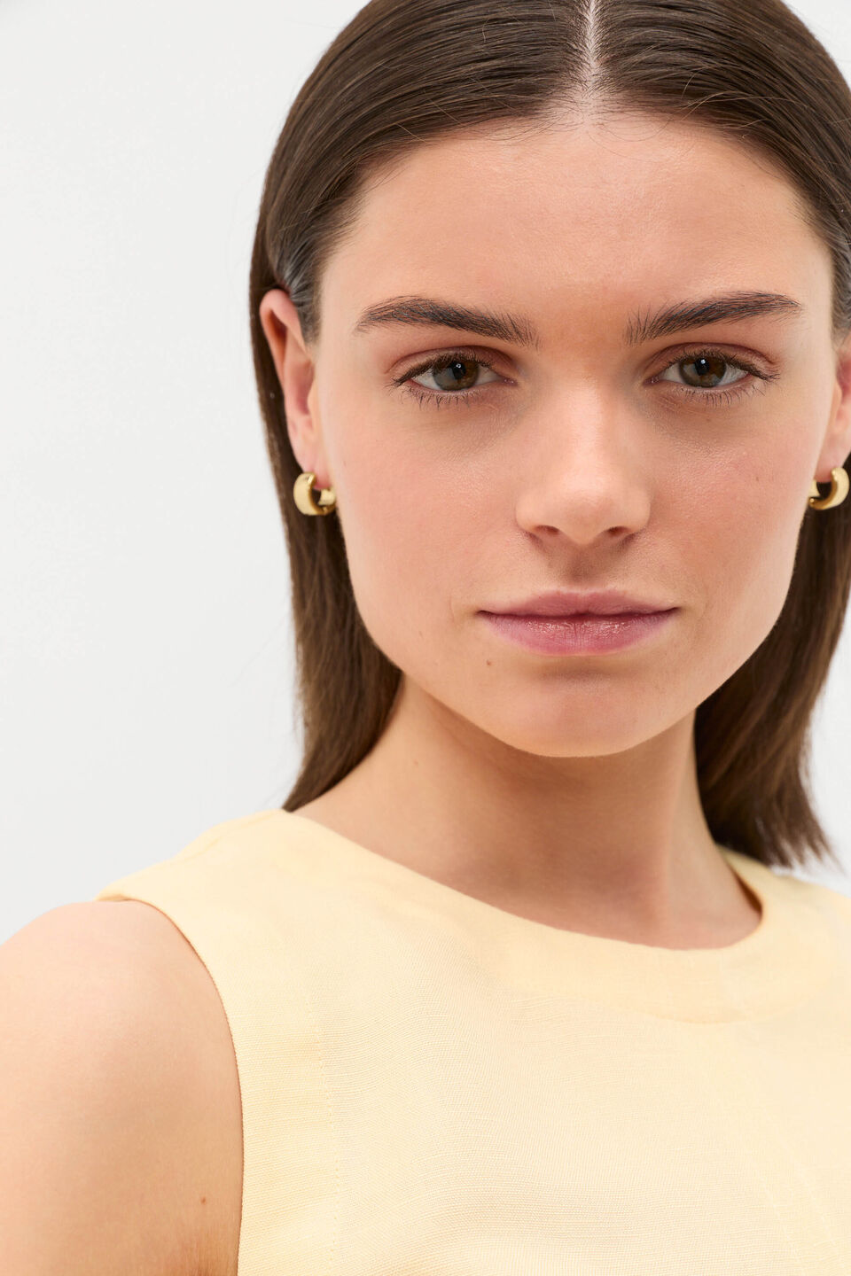 Disc Huggie Ear Pack  Gold