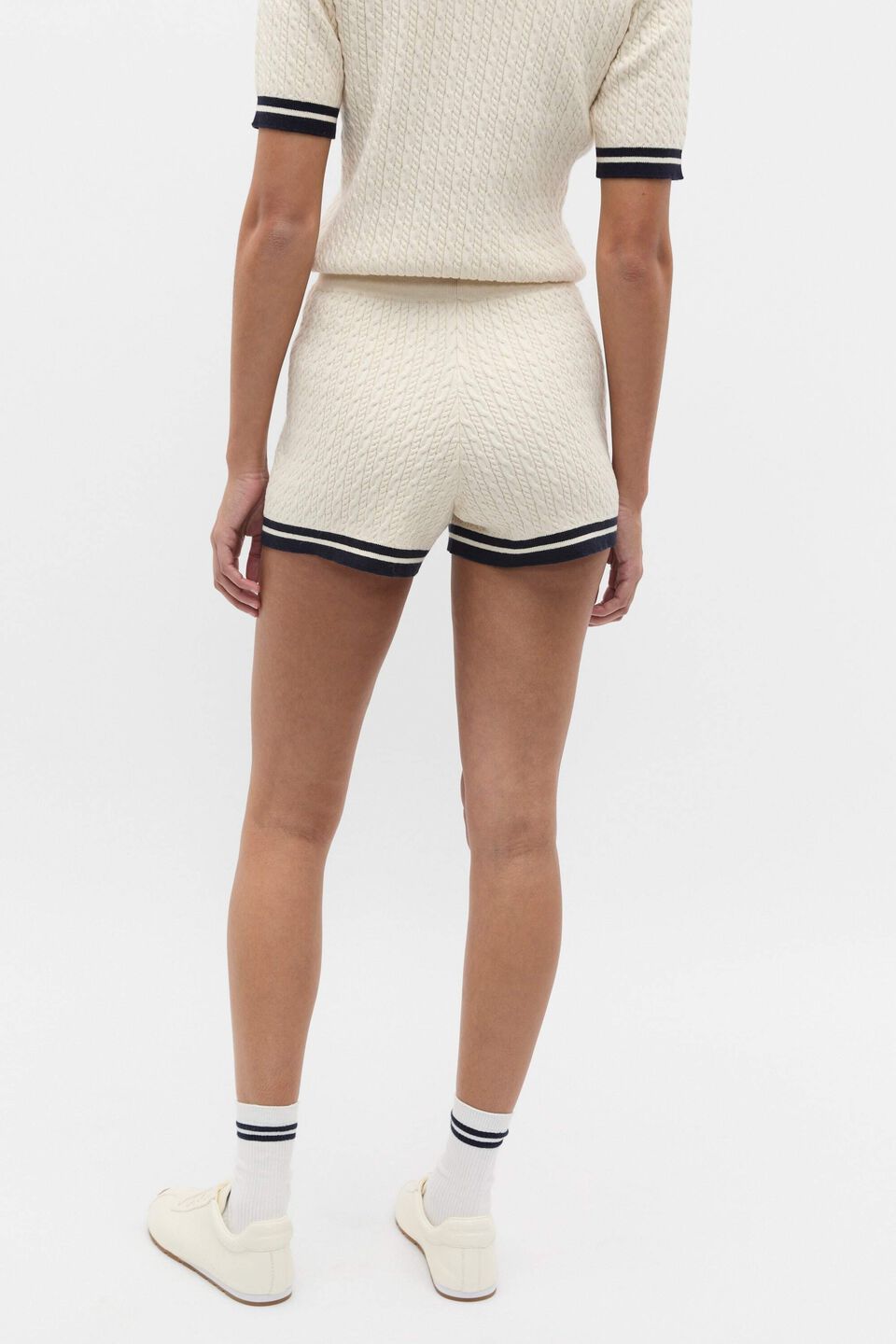 Cable Knit Short  Coconut Cream