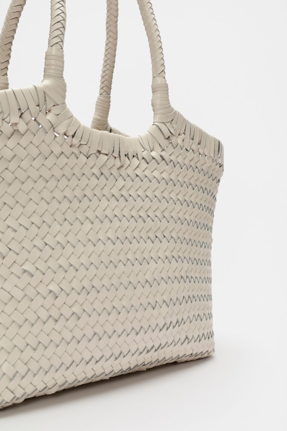 Leather Basket Bag  Tofu