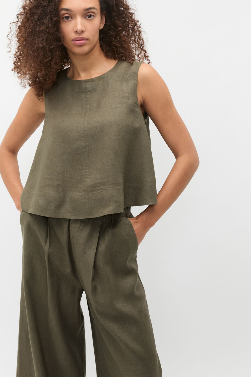 Core Linen Shell Top  Olive Leaf