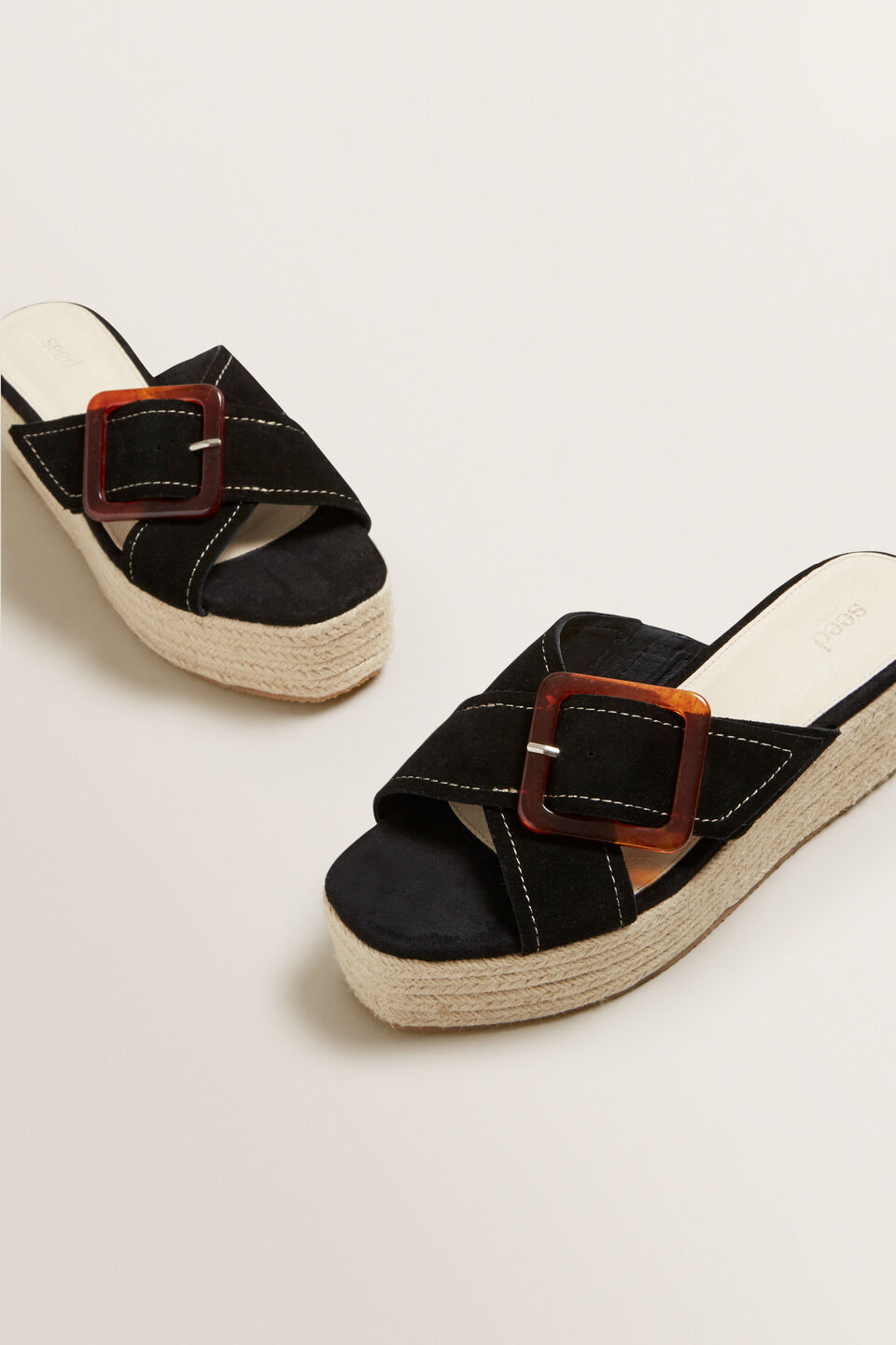 Tara Buckle Flatform  