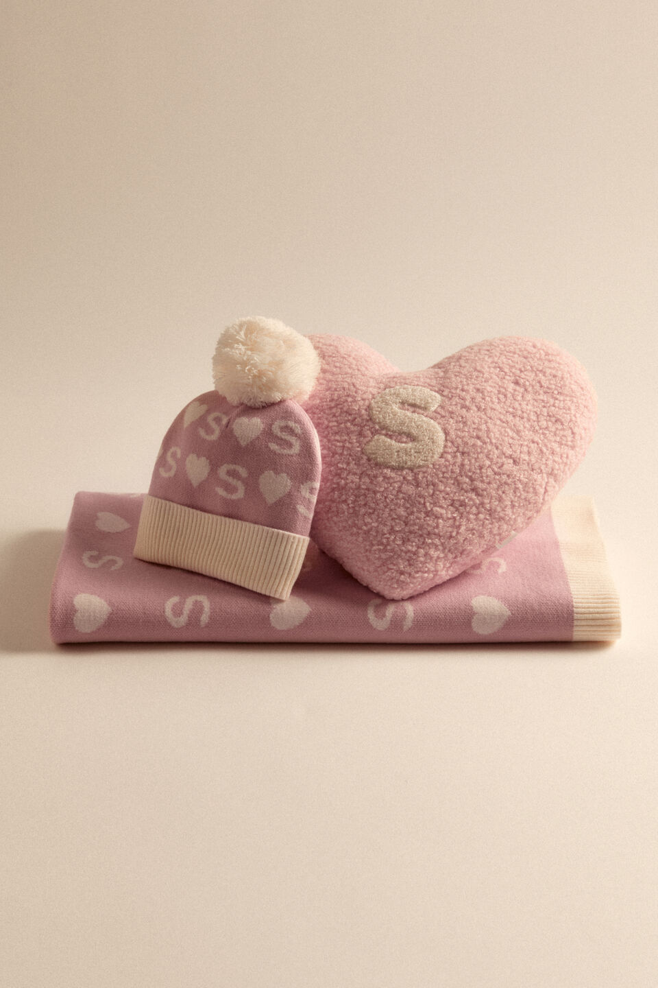 Heart Initial Blanket  C