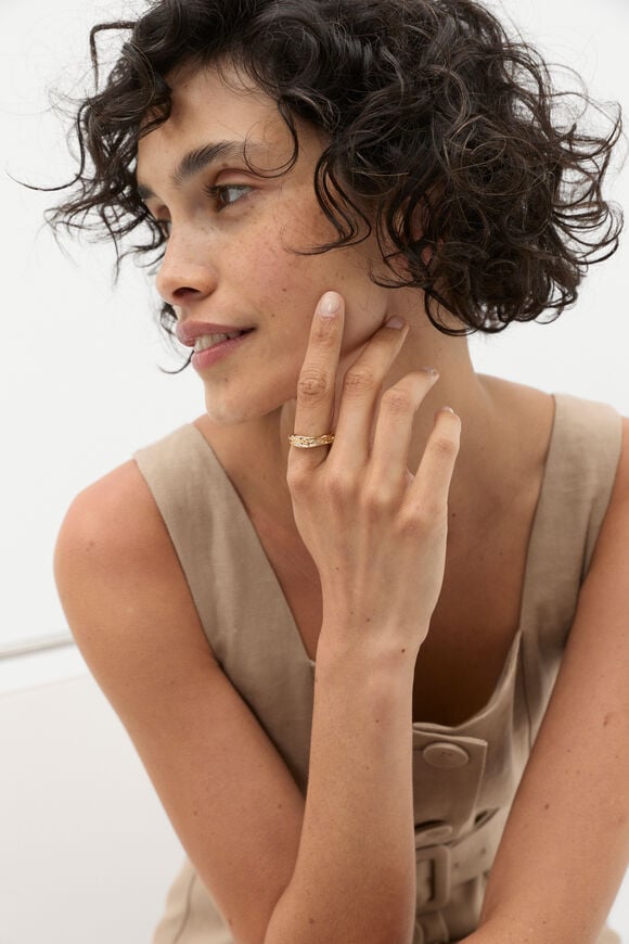 Molten Ring  Gold  hi-res