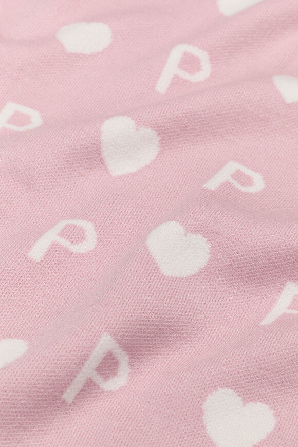 Heart Initial Blanket  P  hi-res