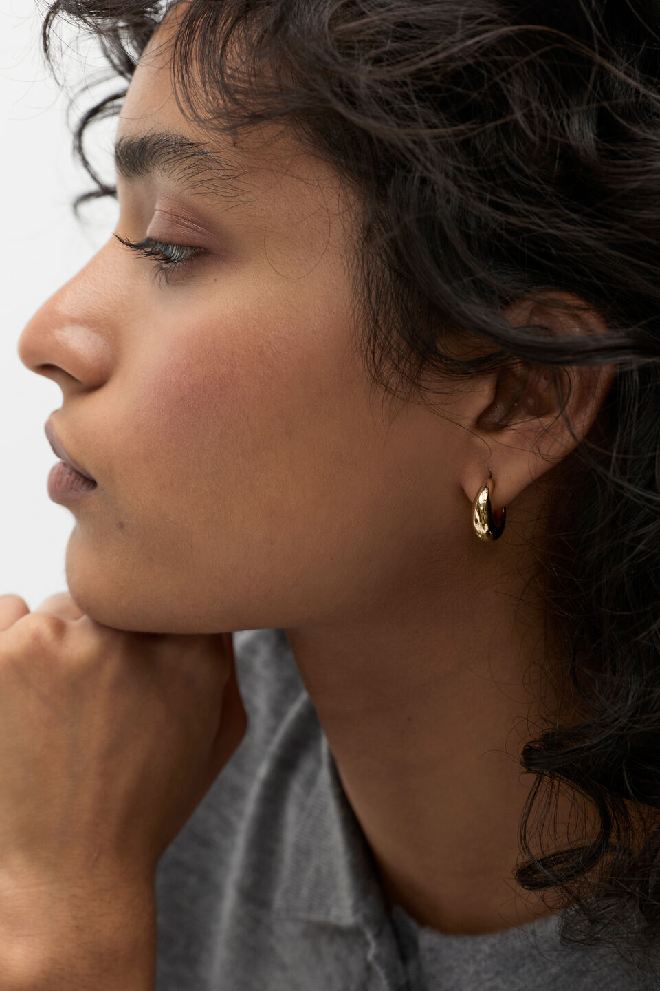 Enamel Hoop Ear Pack  Coconut Cream