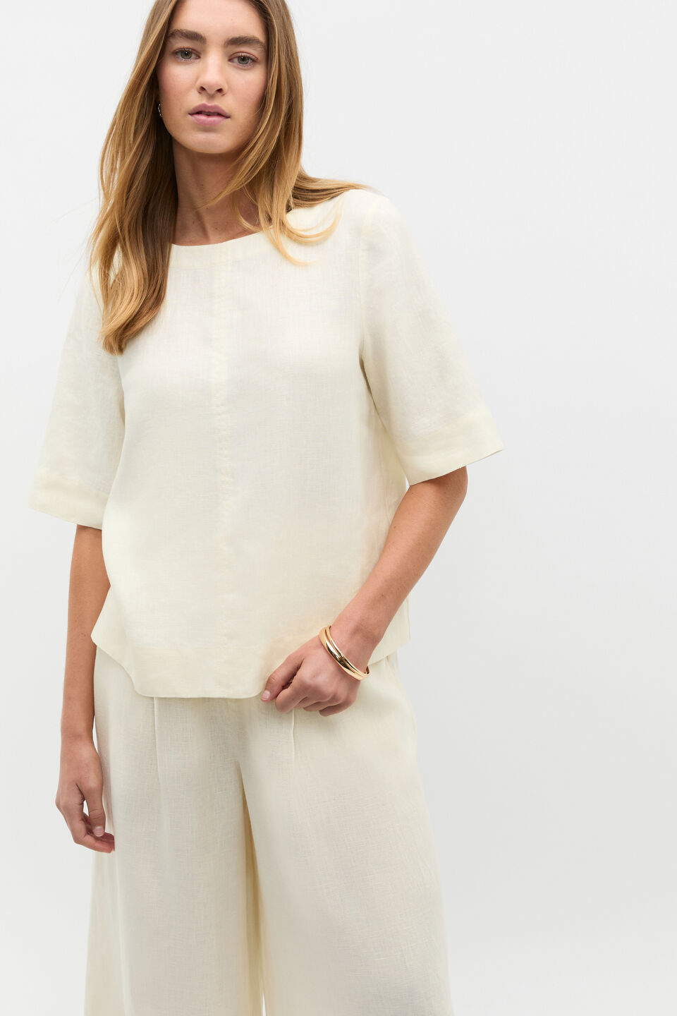 Core Linen Tee  Buttercream