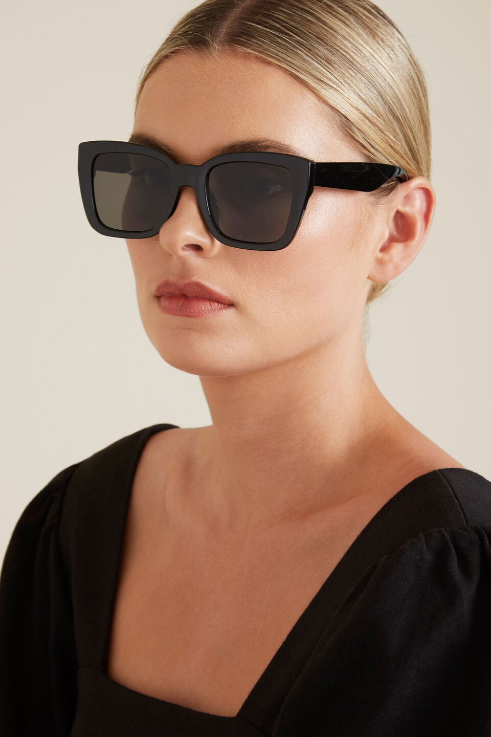 Blake D-Frame Sunglasses  