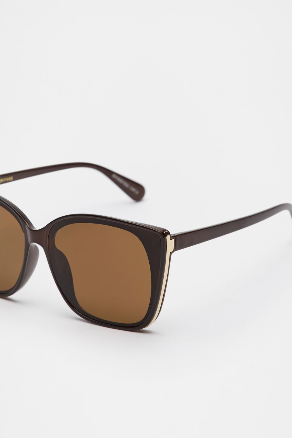 Hannah D Frame Sunglasses  Dark Espresso