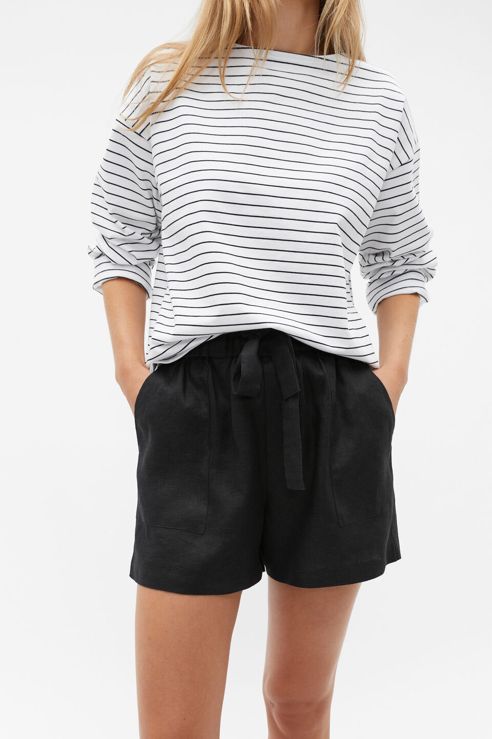 Core Linen Tie Waist Short  Black