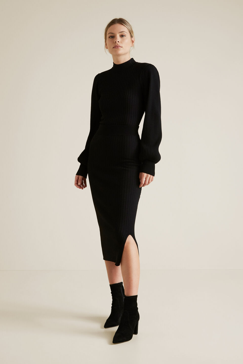 Ribbed Crepe Knit Skirt  