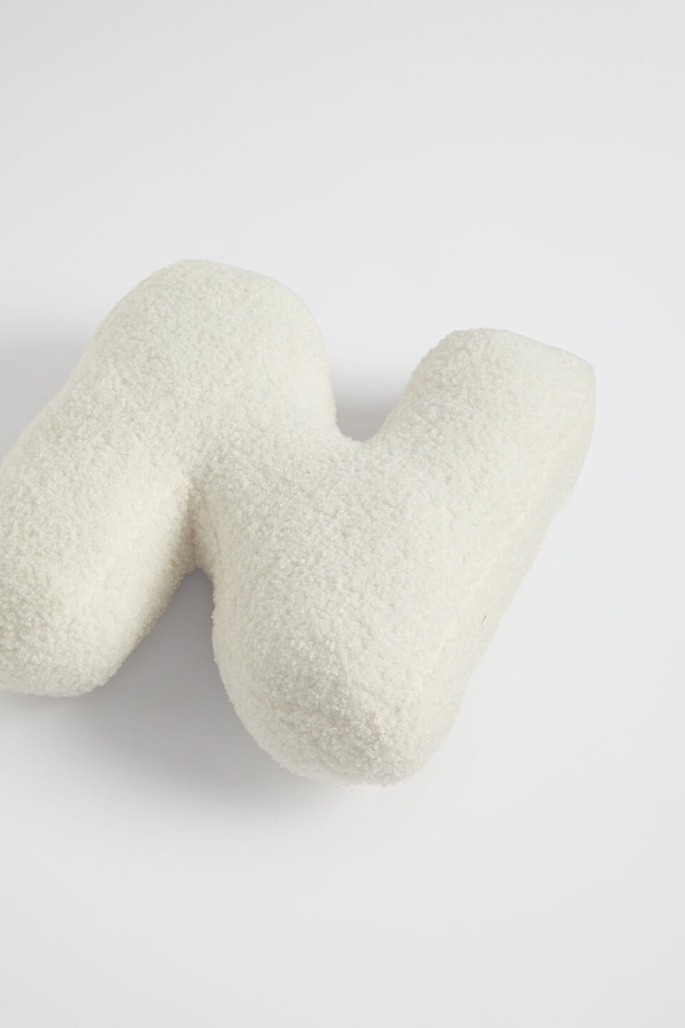 Teddy Initial Cushion Creme  N