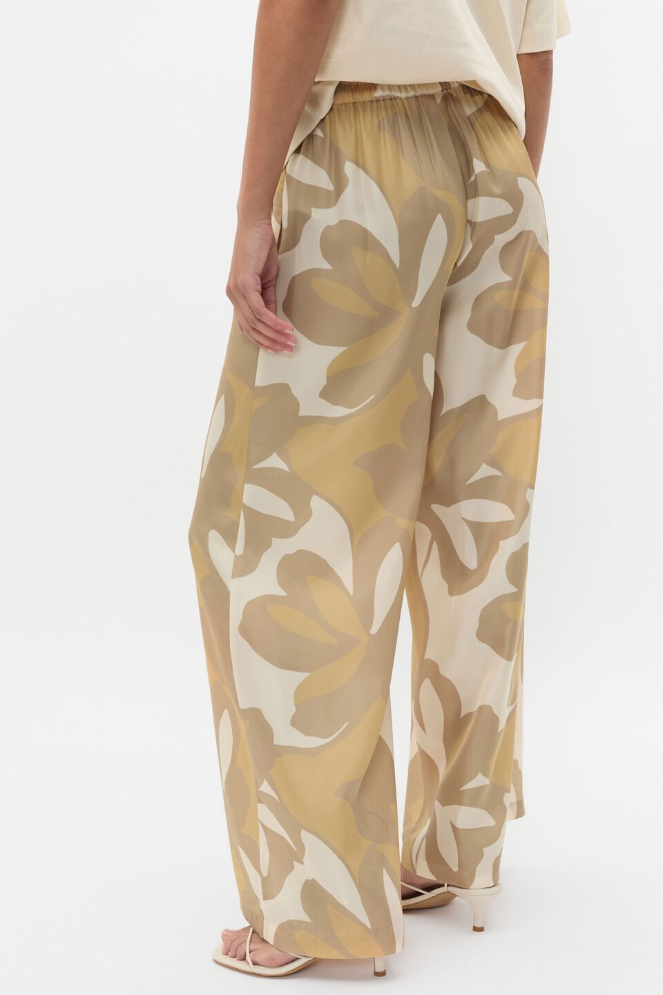 Satin Printed Pant  Multi