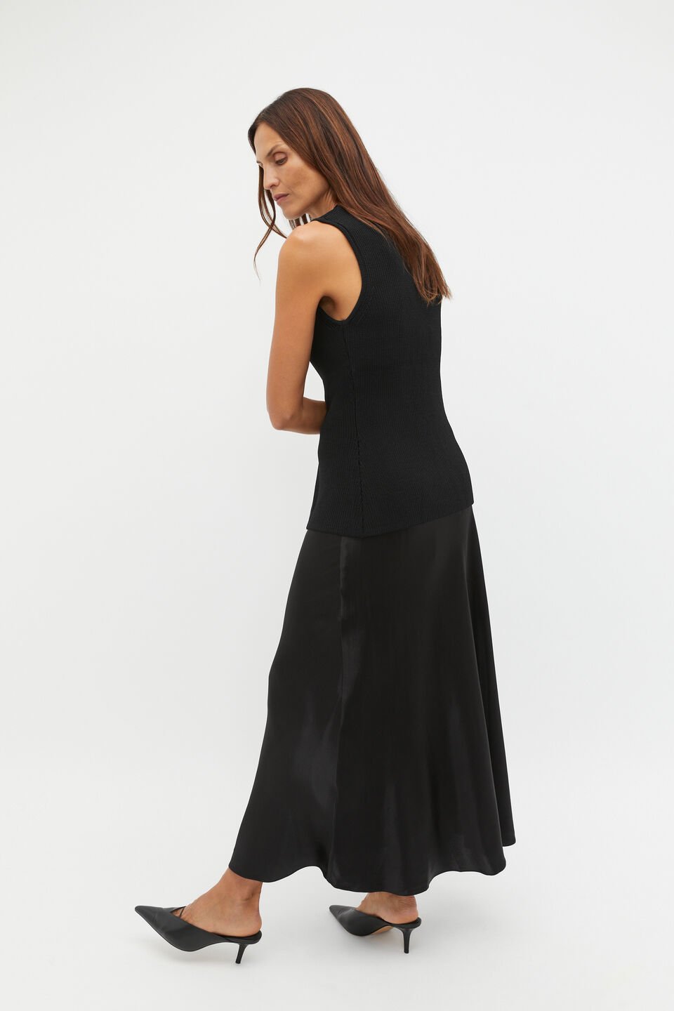 Crepe Rib Button Down Vest  Black