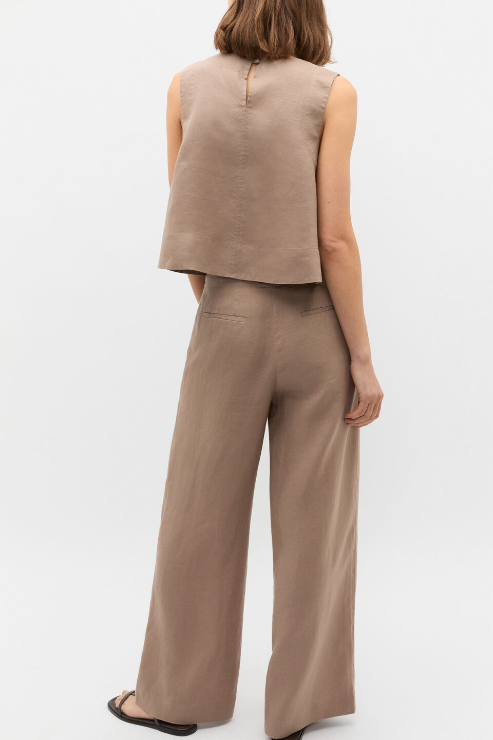 Core Linen Shell Top  Nutmeg