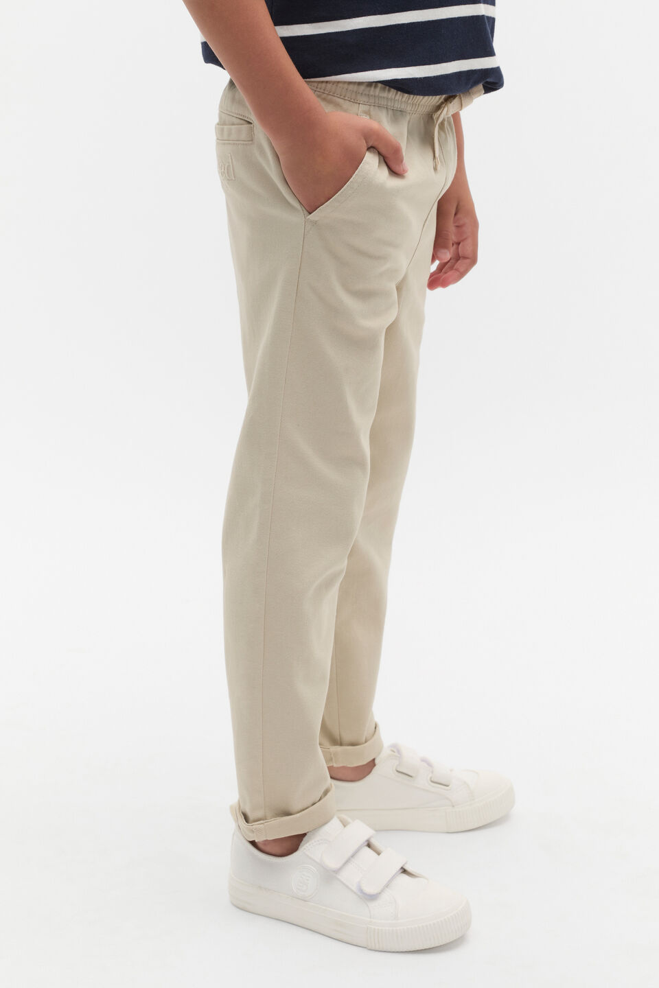 Core Logo Chino  Cool Stone