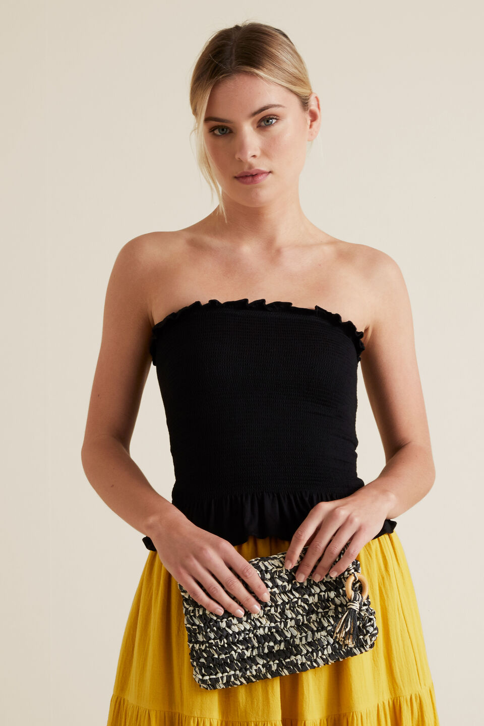 Two Tone Straw Pouch  