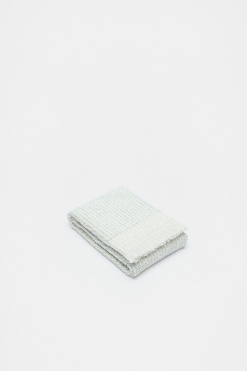 Zadie Hand Towel  Mist