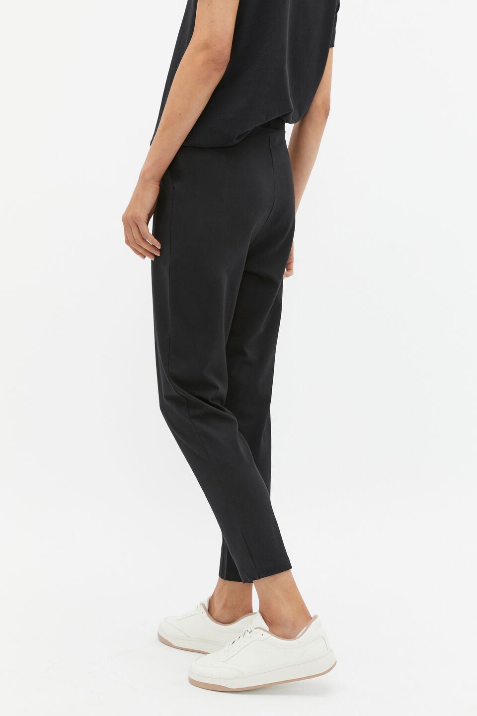 Core Heritage Jersey Trackpant  Black