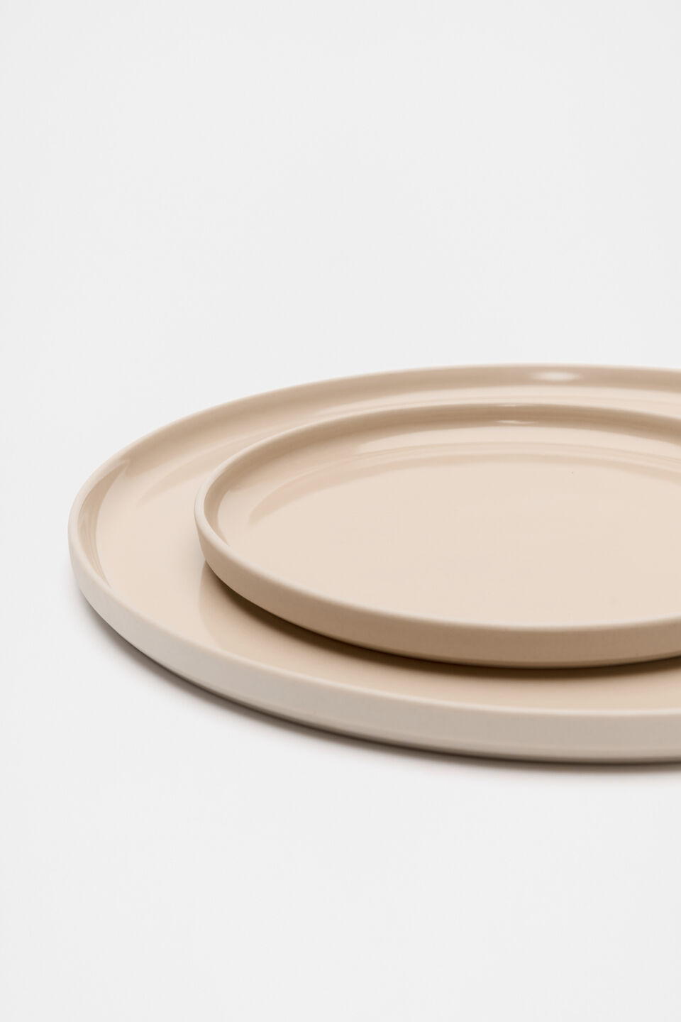 Willow Dinner Plate  Nougat