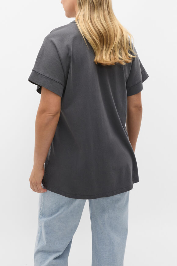 Core Longline Tee  Charcoal Wash  hi-res
