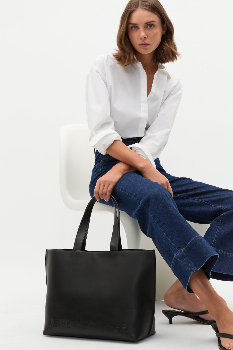 Logo Detail Tote  True Black