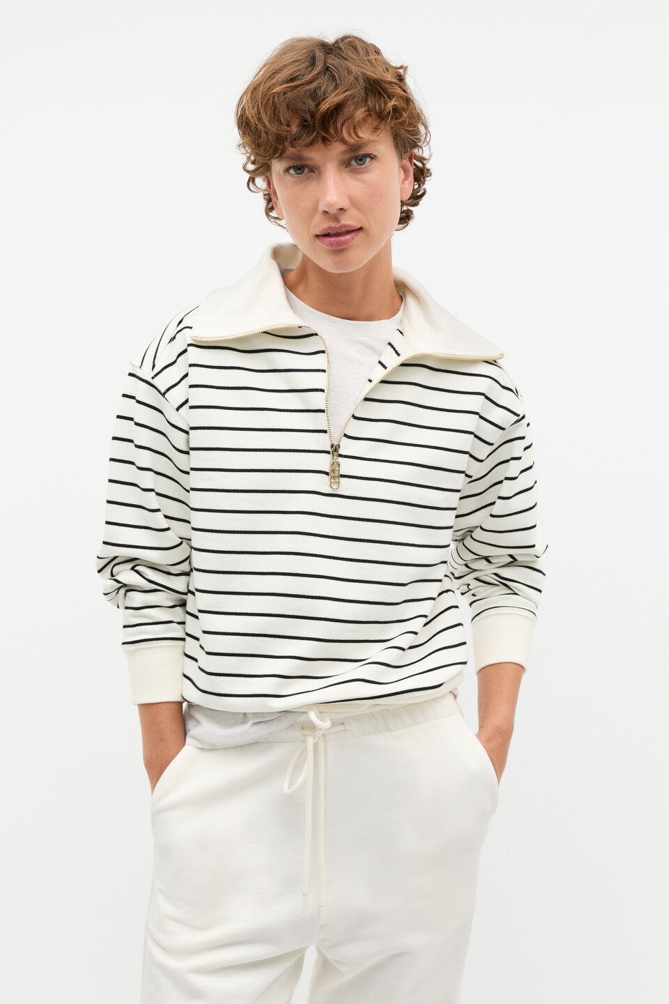 Core Heritage Half Zip Sweat  Cloud Cream Stripe