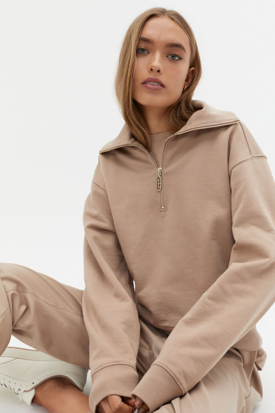 Core Heritage Half Zip Sweat  Cookie