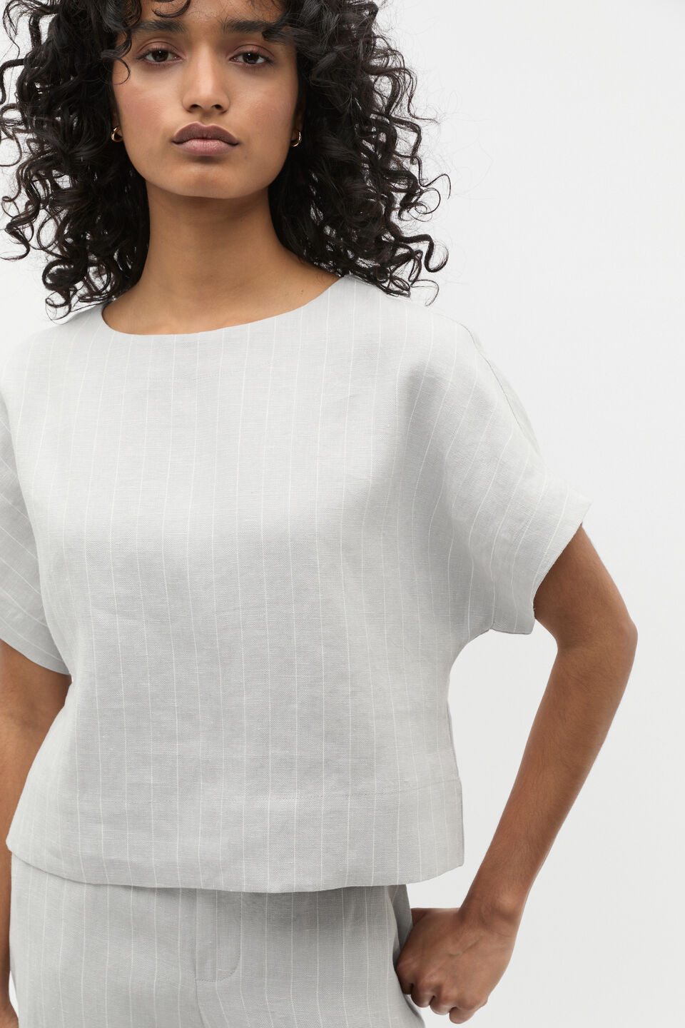 Linen Pinstripe Tee  Cloud Grey Pinstripe