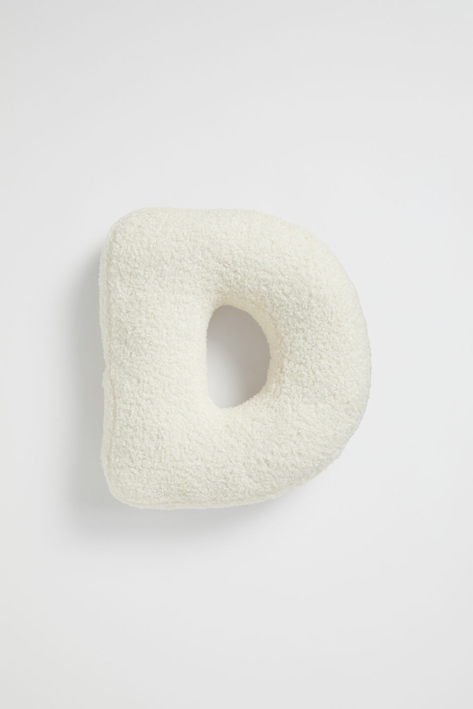 Teddy Initial Cushion Creme  D