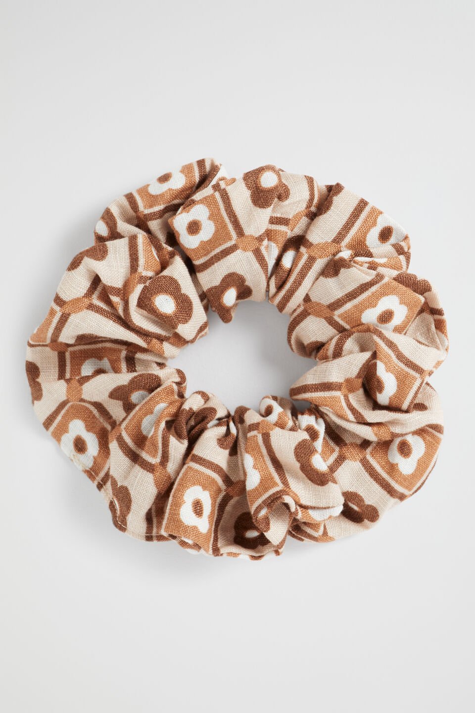 Retro Scrunchie  Auburn Brown Retro