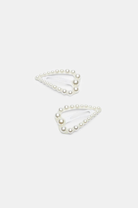 Pearl Heart Snaps  Classic Cream  hi-res