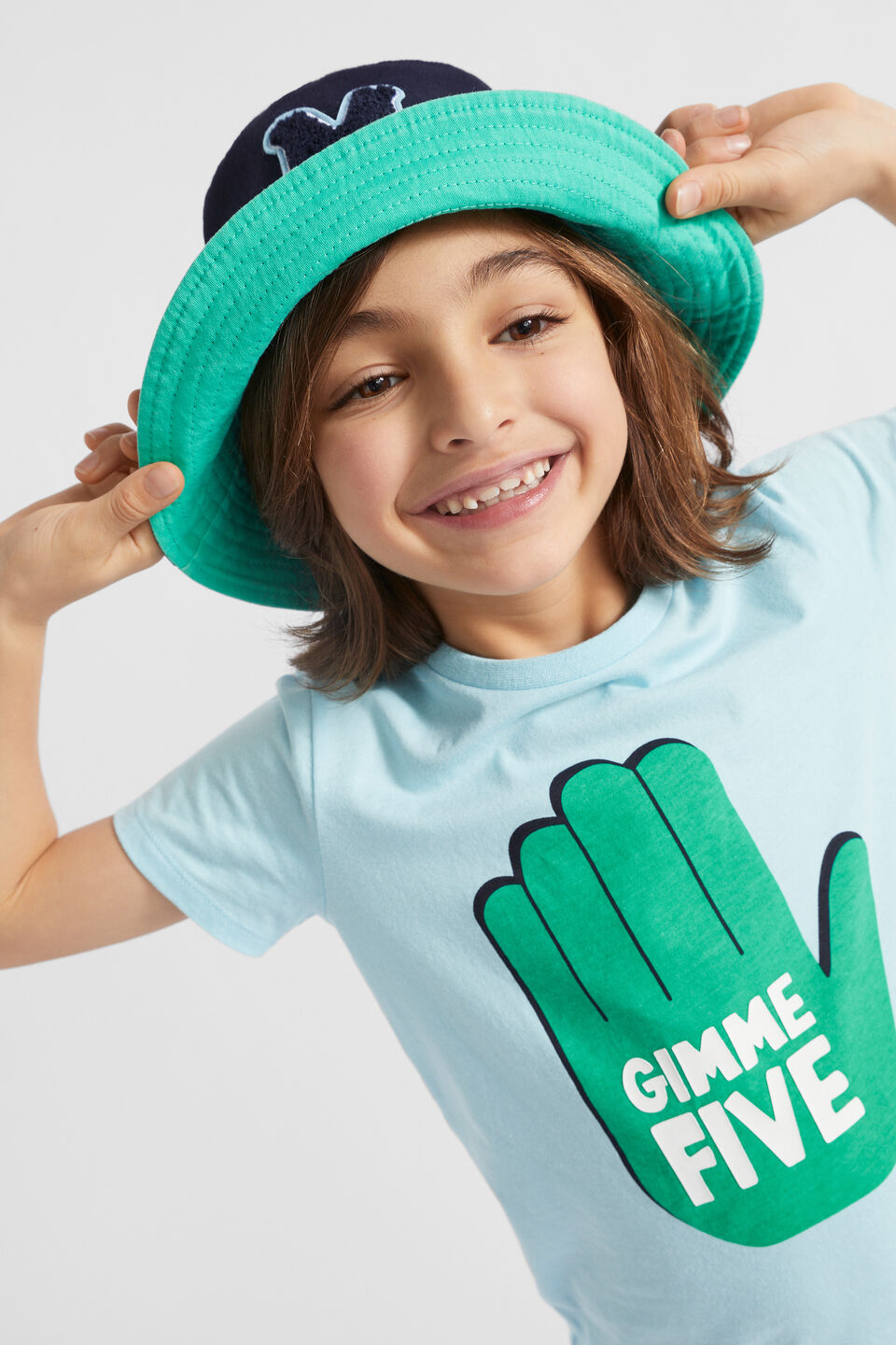 Reversible Initial Bucket Hat  O