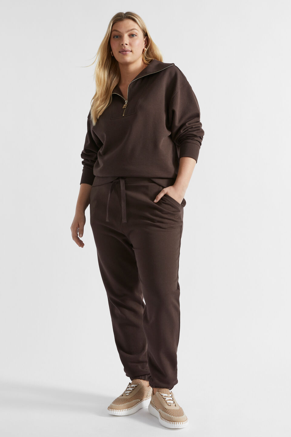 Core Heritage Half Zip Sweat  Dark Espresso