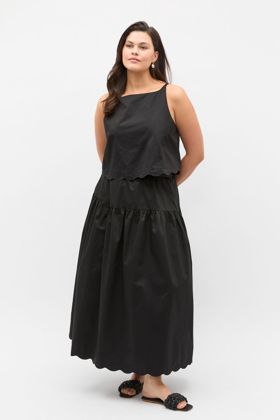 Poplin Scallop Skirt  Black