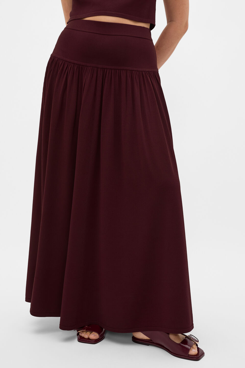 Compact Crepe Knit Skirt  Plum Red