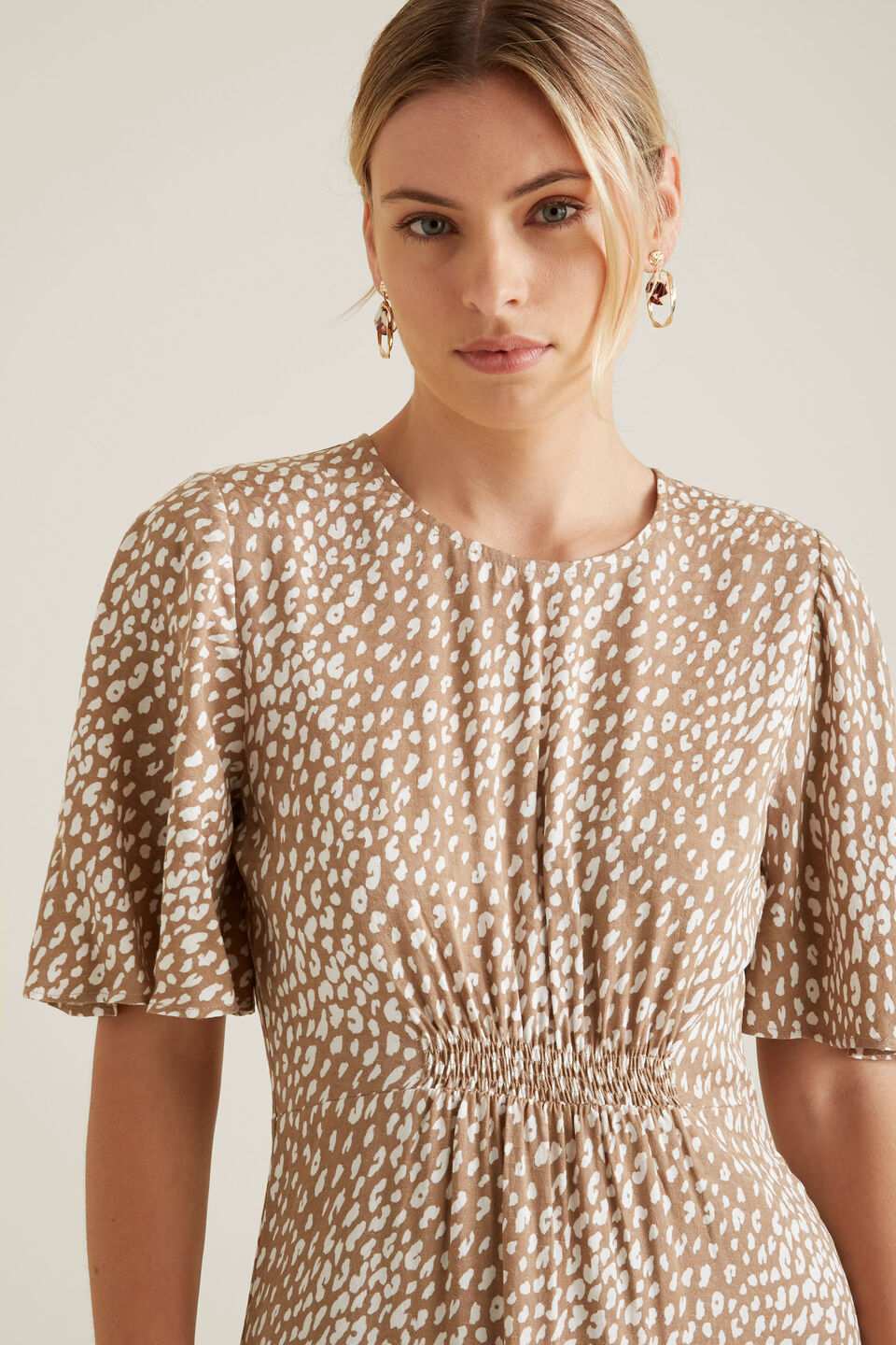 Flutter Sleeve Animal Maxi  